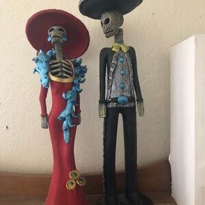 12” Mexican la muerte couple